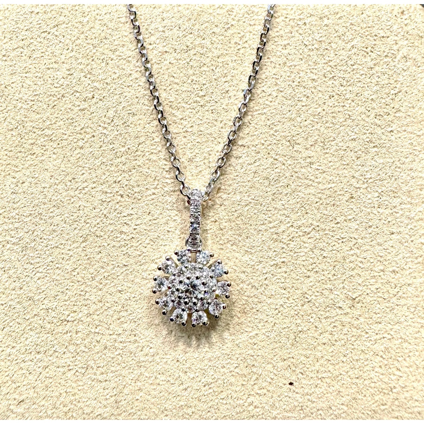 Girocollo in oro bianco con diamanti Giorgio Visconti GBX39770