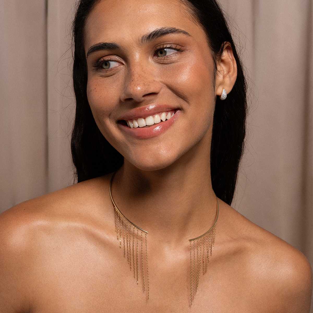 Girocollo rigido frange GRZ-026 M1 AU Rue des Mille