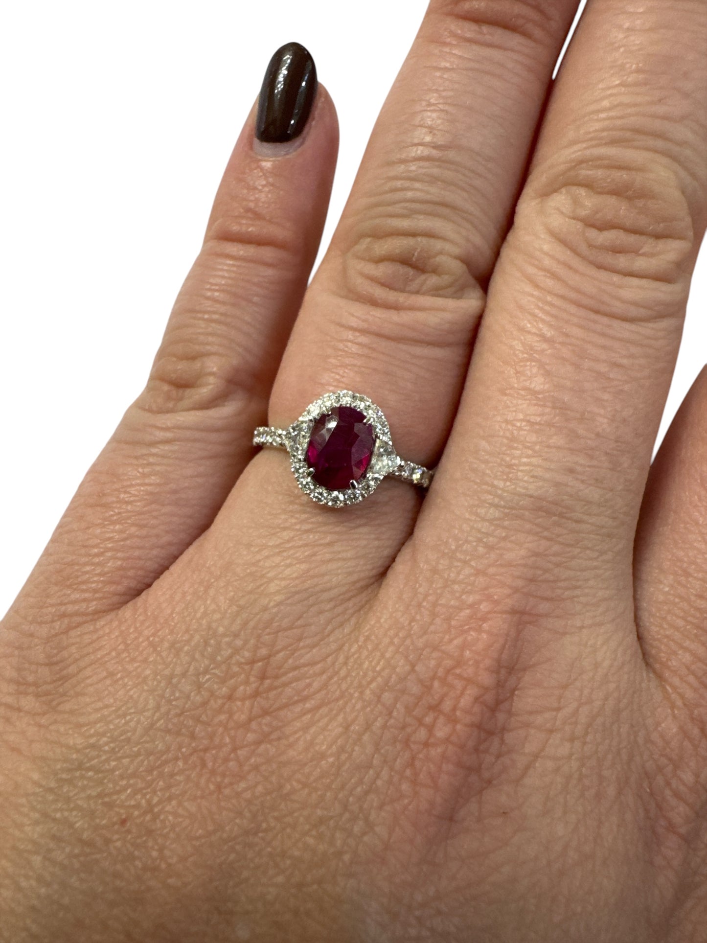 Anello in oro con diamanti e rubino Crivelli 000-4935-326