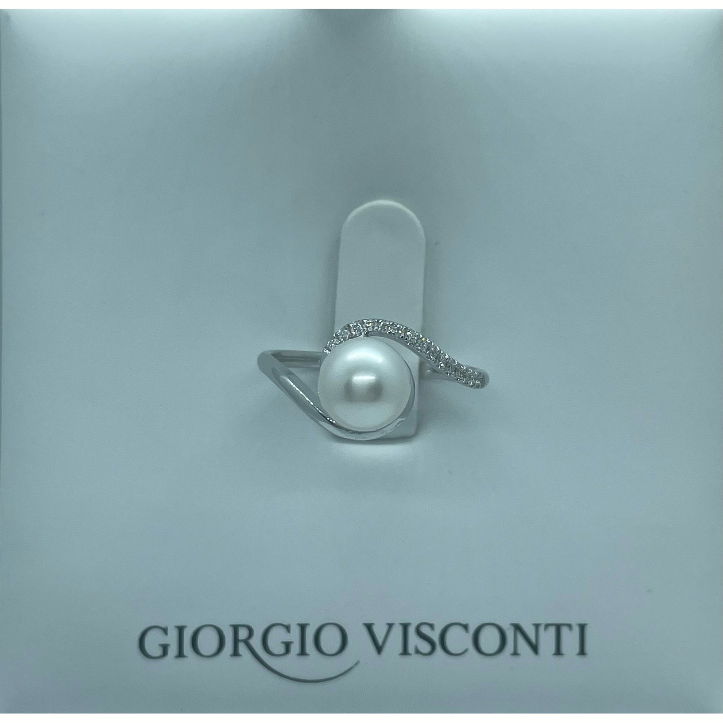 RING IN WHITE GOLD, DIAMONDS AND PEARL ABX15784 GIORGIO VISCONTI