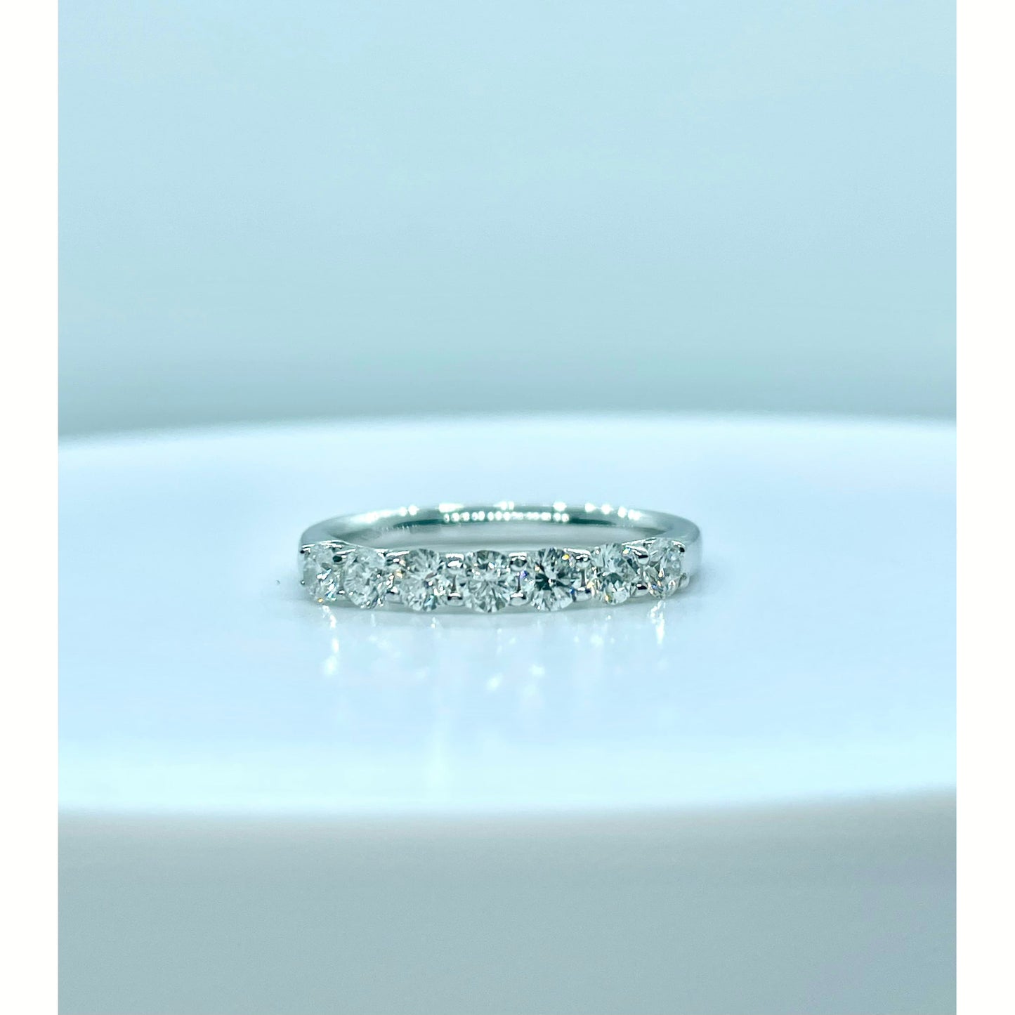 Anello fedina in oro bianco e diamanti Giorgio Visconti ABX15533