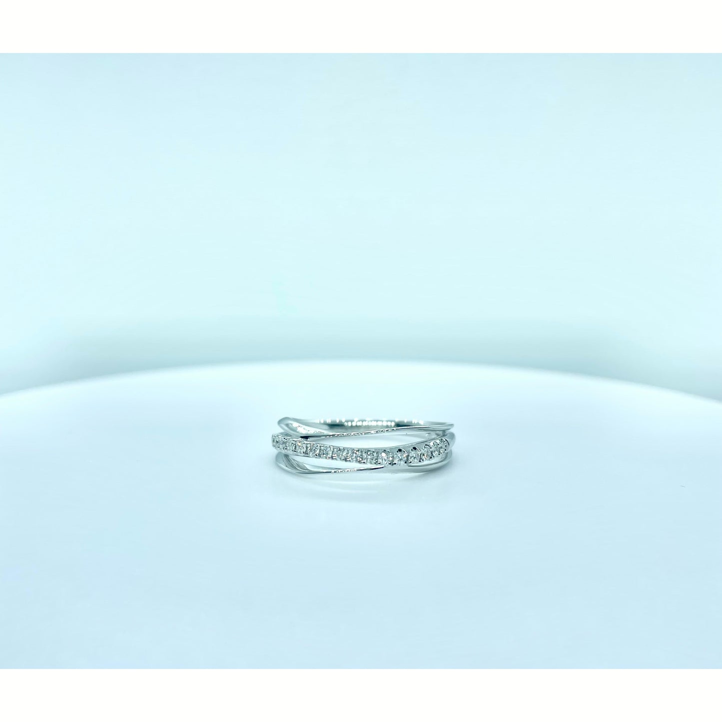 ANELLO IN ORO BIANCO CON DIAMANTI ABX15888 GIORGIO VISCONTI