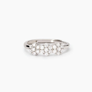 Hai aggiunto Anello in argento con elementi fiore Fior Fiore Mabina 523416 al tuo carrello.