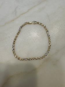 Hai aggiunto Bracciale Uomo a catena vuota modello tubolare oro Bianco e Giallo Br882bc al tuo carrello.