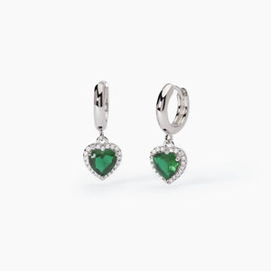 Hai aggiunto Orecchini in argento a cerchio con smeraldi sintetici taglio cuore LOVE AFFAIR 563651 al tuo carrello.