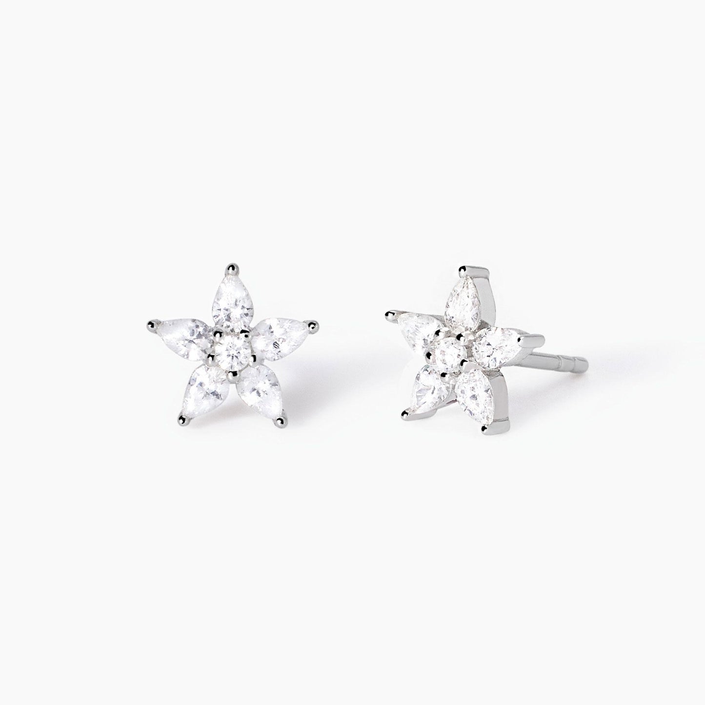 Orecchini in argento con fiore Incantesimo Mabina 563830