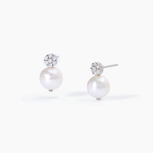 Hai aggiunto Boucles d'oreilles puces en argent Mabina FIOR FIORE 563603 avec perles de culture al tuo carrello.